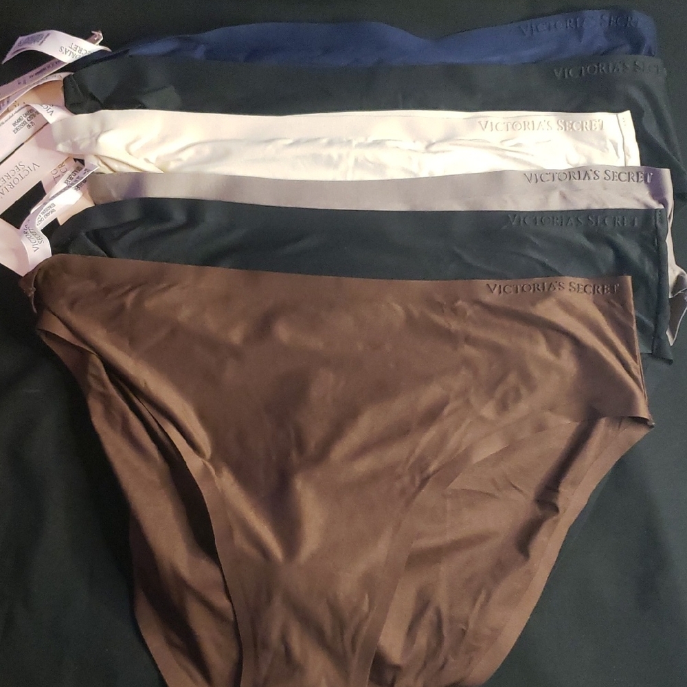 Victoria's Secret Womans Brown, White, Navy